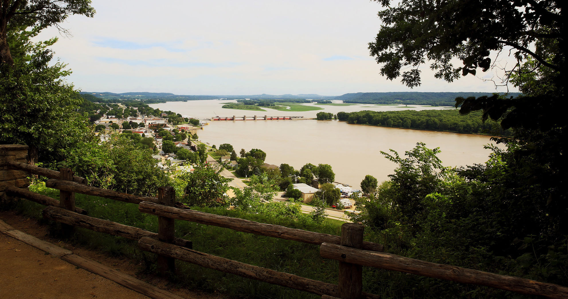 THE GREAT RIVER-0569